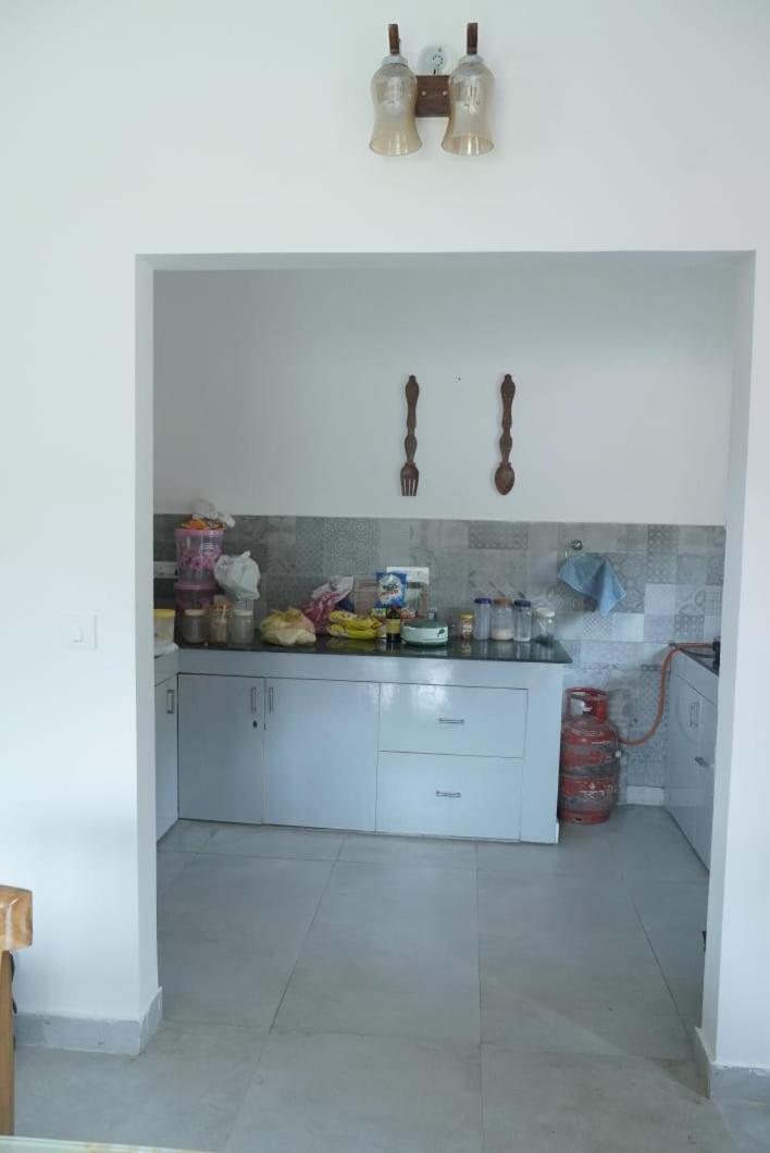 Winter Woods Cottages - 3-Bedroom Homestay Shitlakhet المظهر الخارجي الصورة